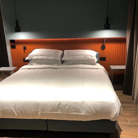 Materiaprima Camere-Rooms Mantova Luaran gambar
