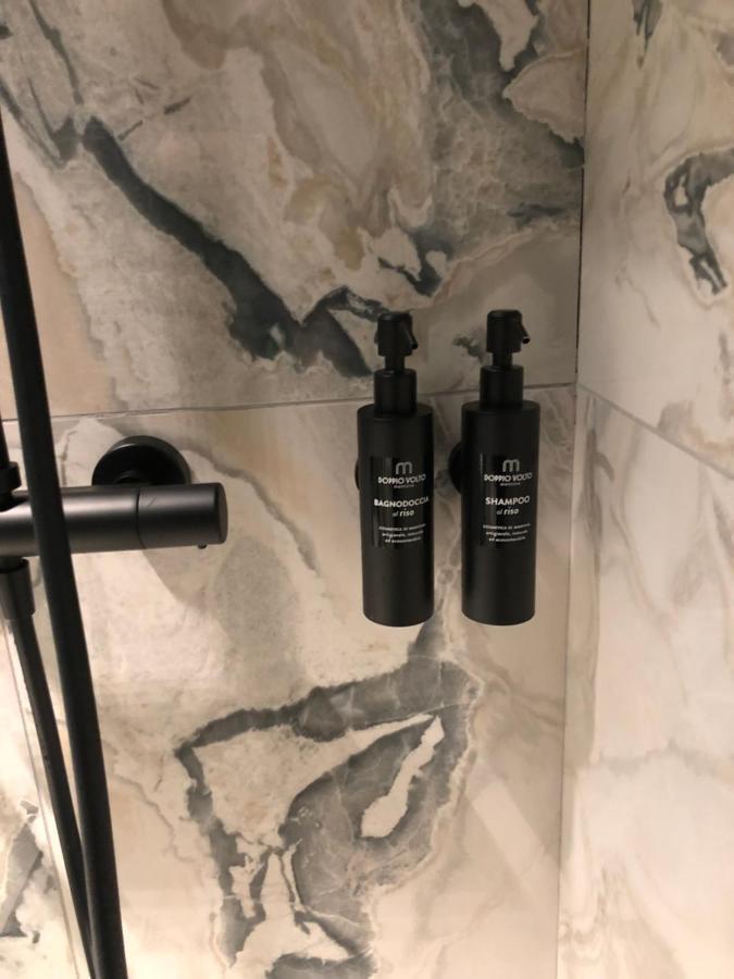 Materiaprima Camere-Rooms Mantova Luaran gambar